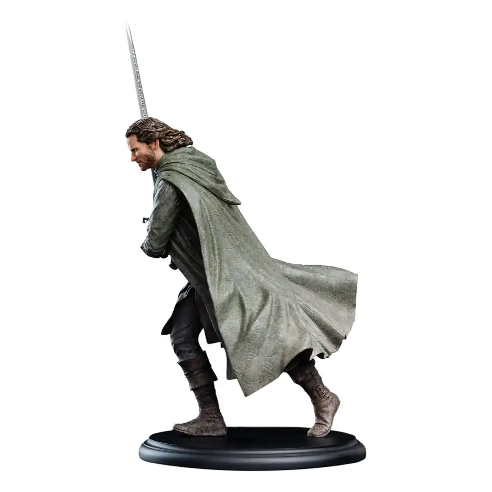 Lord of the Rings Statuie Mini Aragorn 20 cm poza produsului