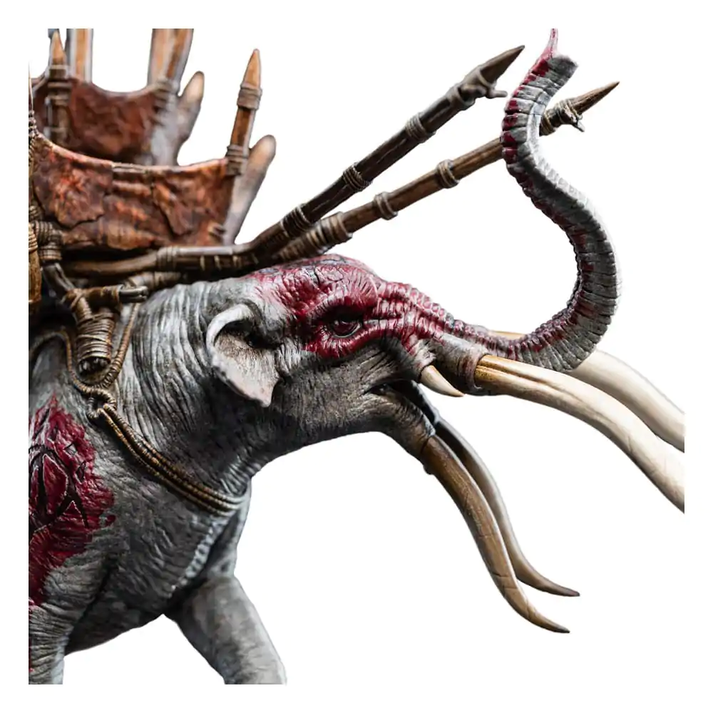 Lord of the Rings Mini Statuie Mumak in Battle 17 cm poza produsului