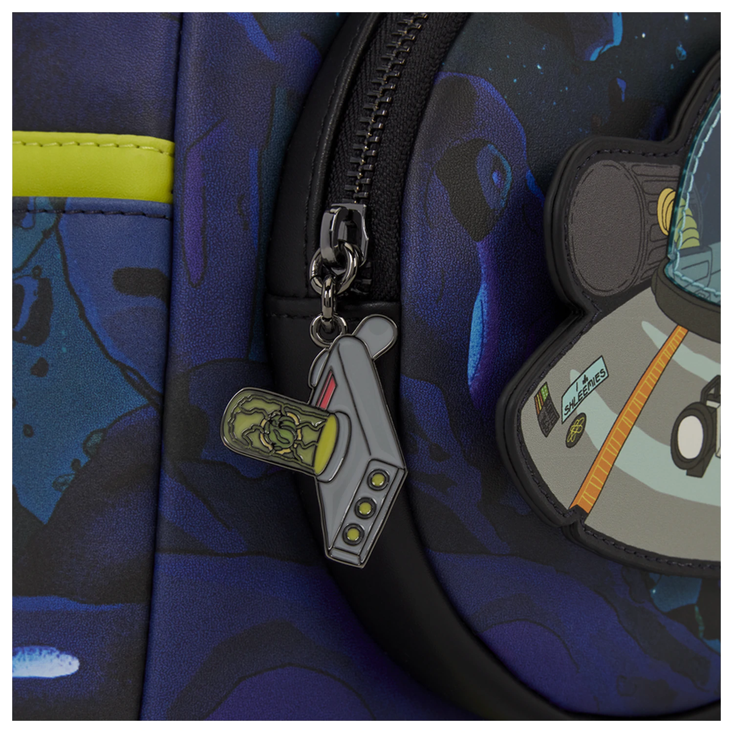 Loungefly Cartoon Network Rick and Morty Space Cruiser rucsac Loungefly 26cm poza produsului