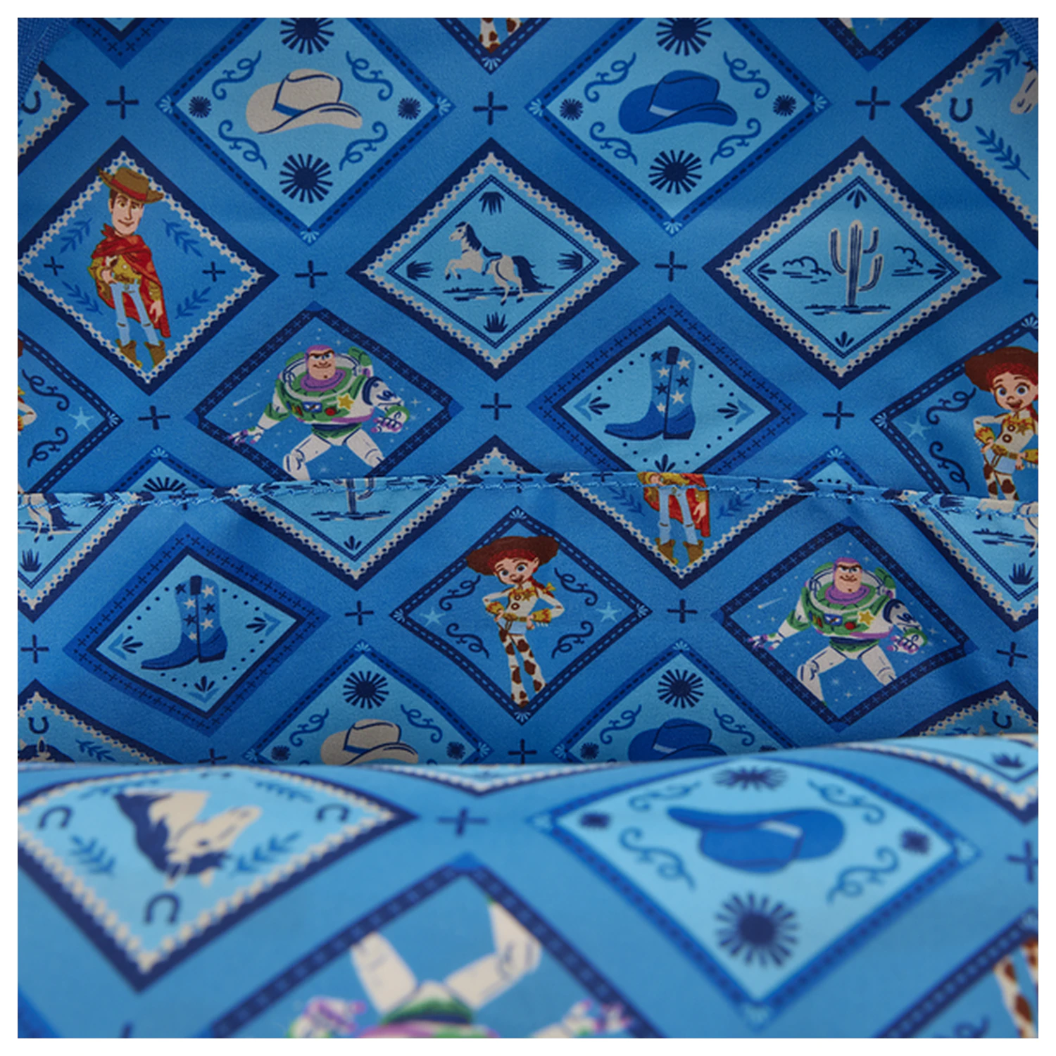 Loungefly Disney Pixar Toy Story 5 Jessie, Woody & Buzz Lightyear rucsac 31cm poza produsului