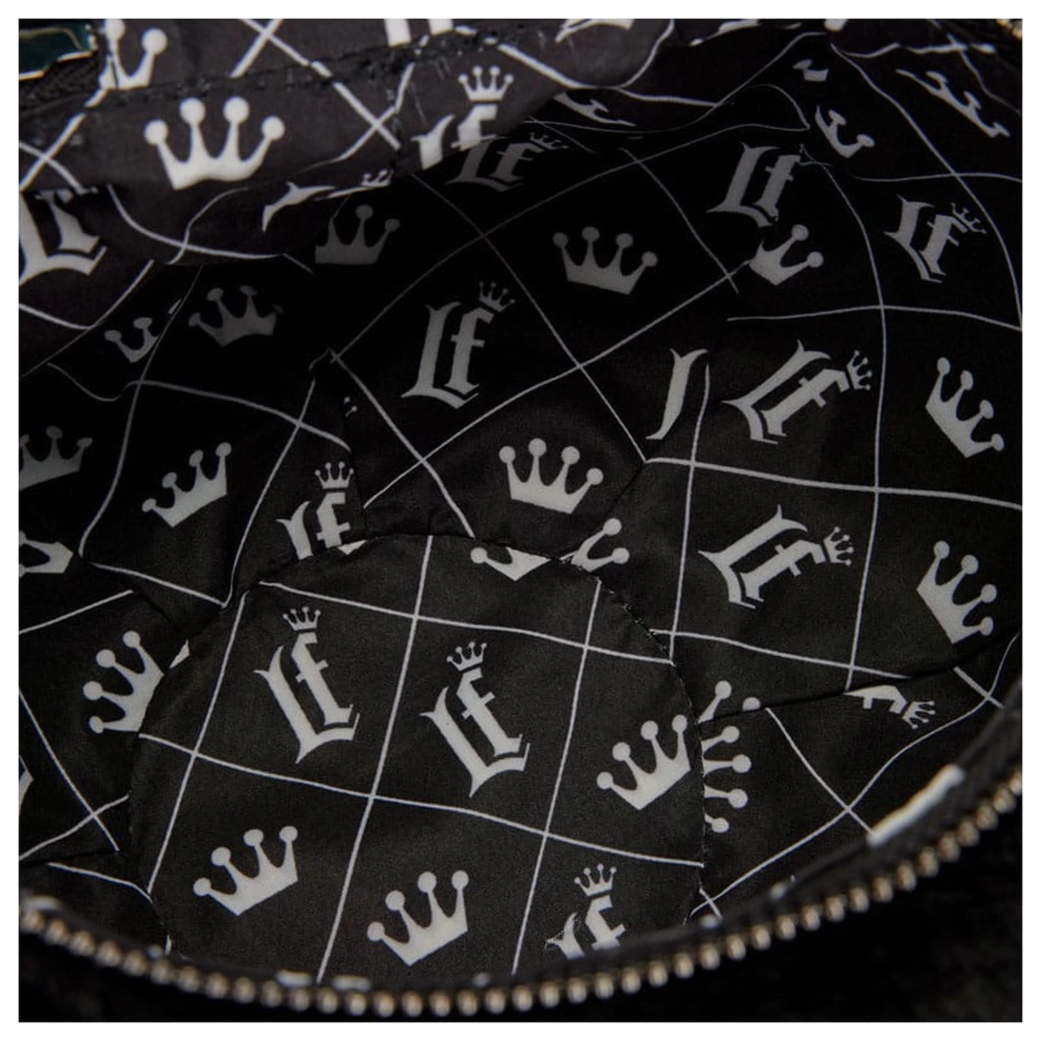 Loungefly Crossbody Geanta cu figura Bat poza produsului