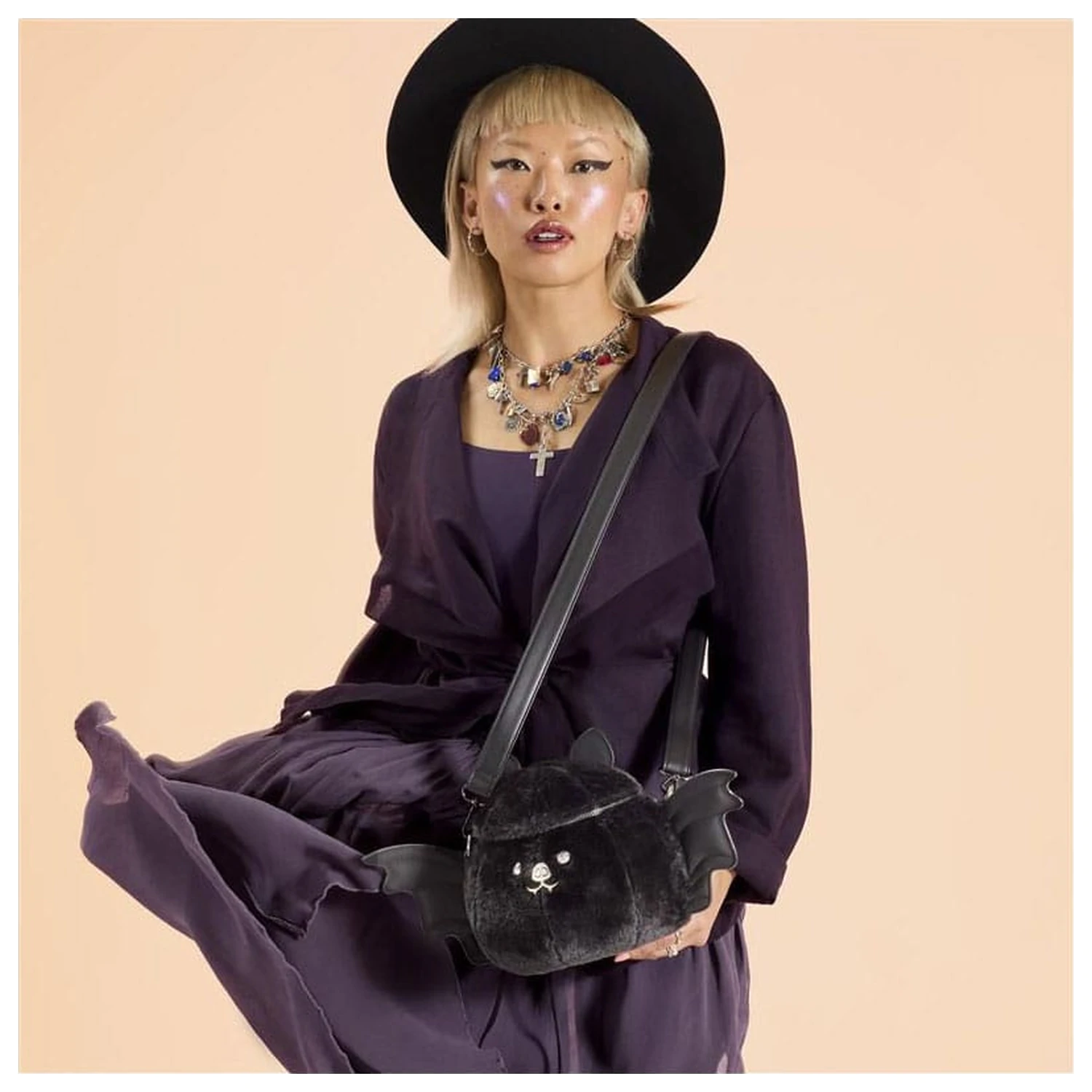 Loungefly Crossbody Geanta cu figura Bat poza produsului