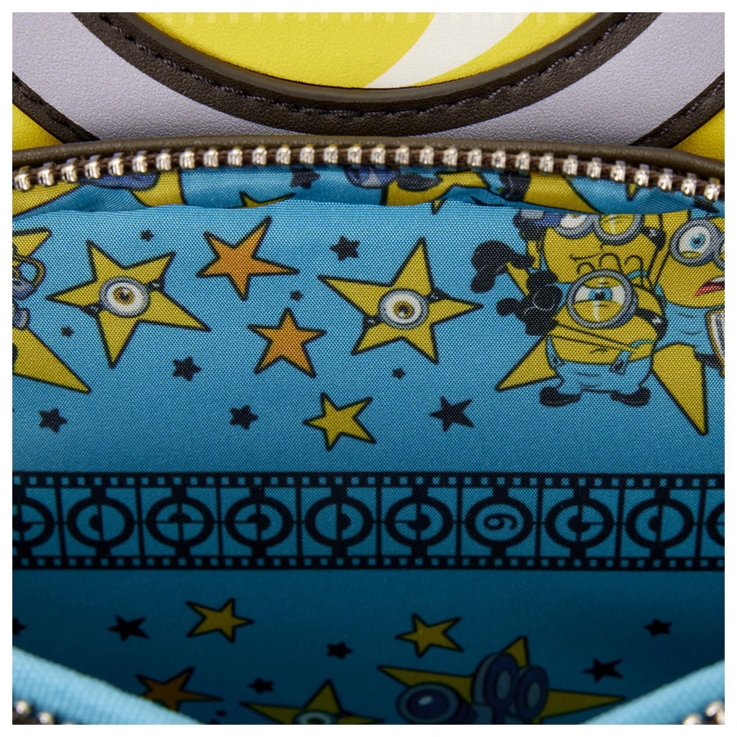 Loungefly Universal Minions 3 rucsac 26cm poza produsului