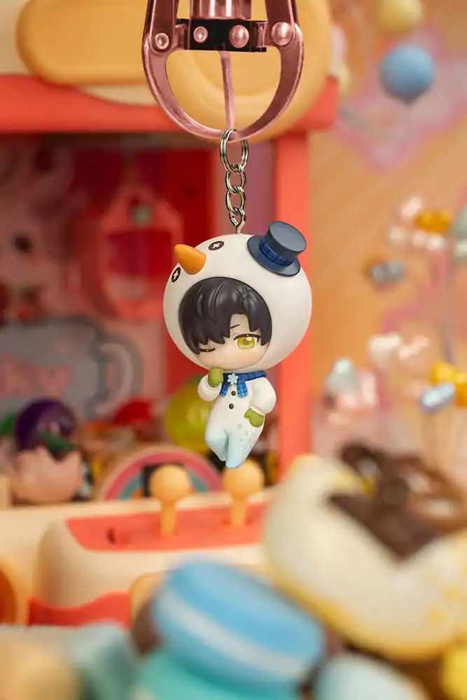 Love and Deepspace Figurina ChiBi cu Inima Clătinându-se Zayne 5 cm poza produsului