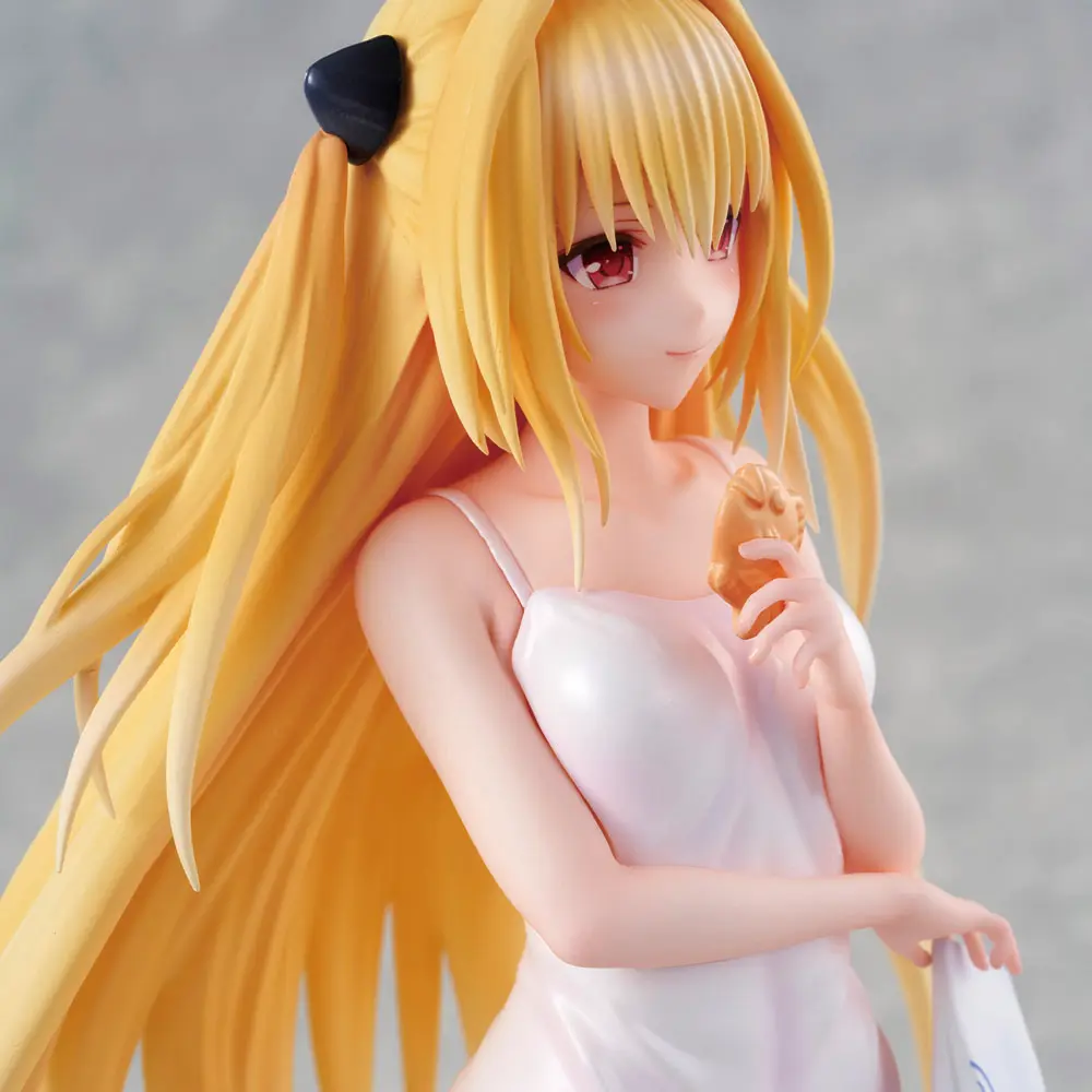 Love Trouble PVC 1/6 Statuie Golden Darkness (Yami) 26 cm poza produsului