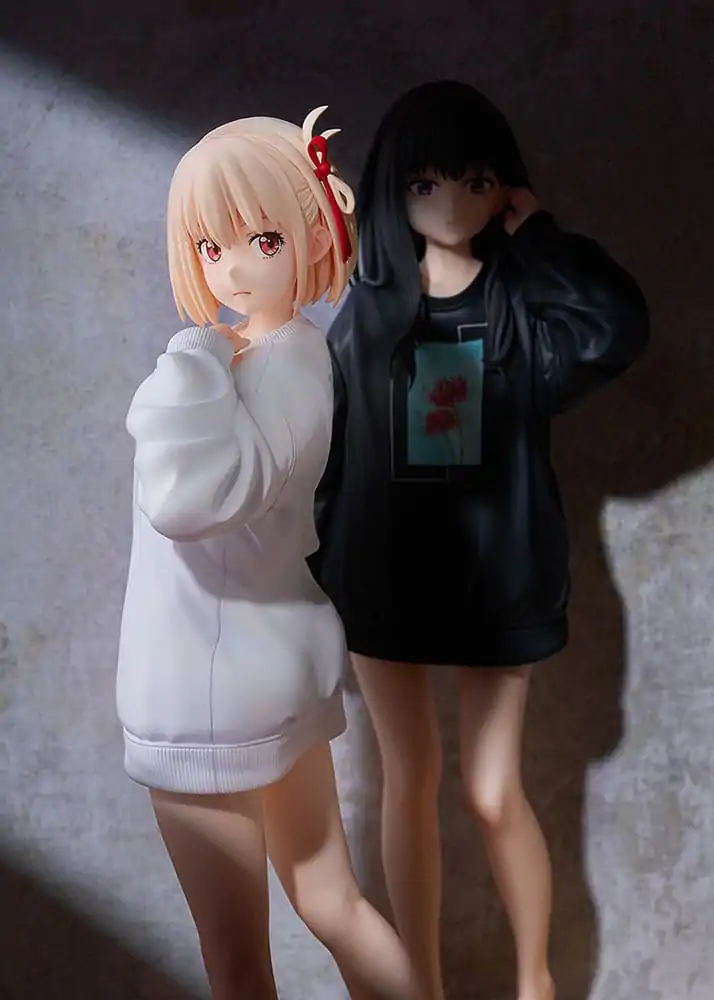 Lycoris Recoil Statuie PVC 1/7 Chisato Nishikigi: Oversized Sweatshirt Ver. 25 cm poza produsului