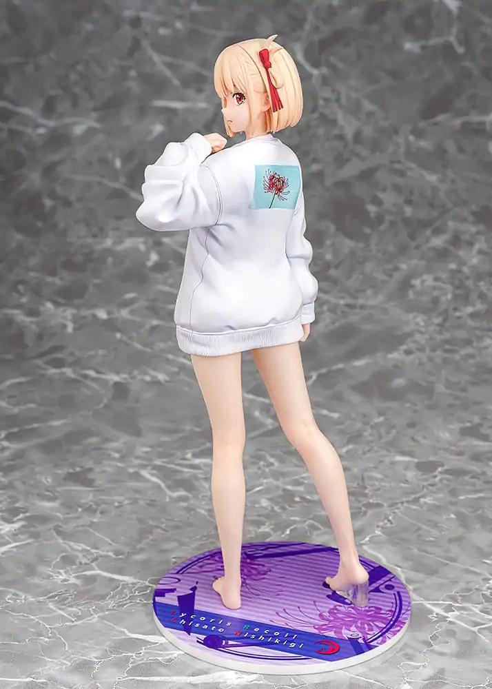 Lycoris Recoil Statuie PVC 1/7 Chisato Nishikigi: Oversized Sweatshirt Ver. 25 cm poza produsului