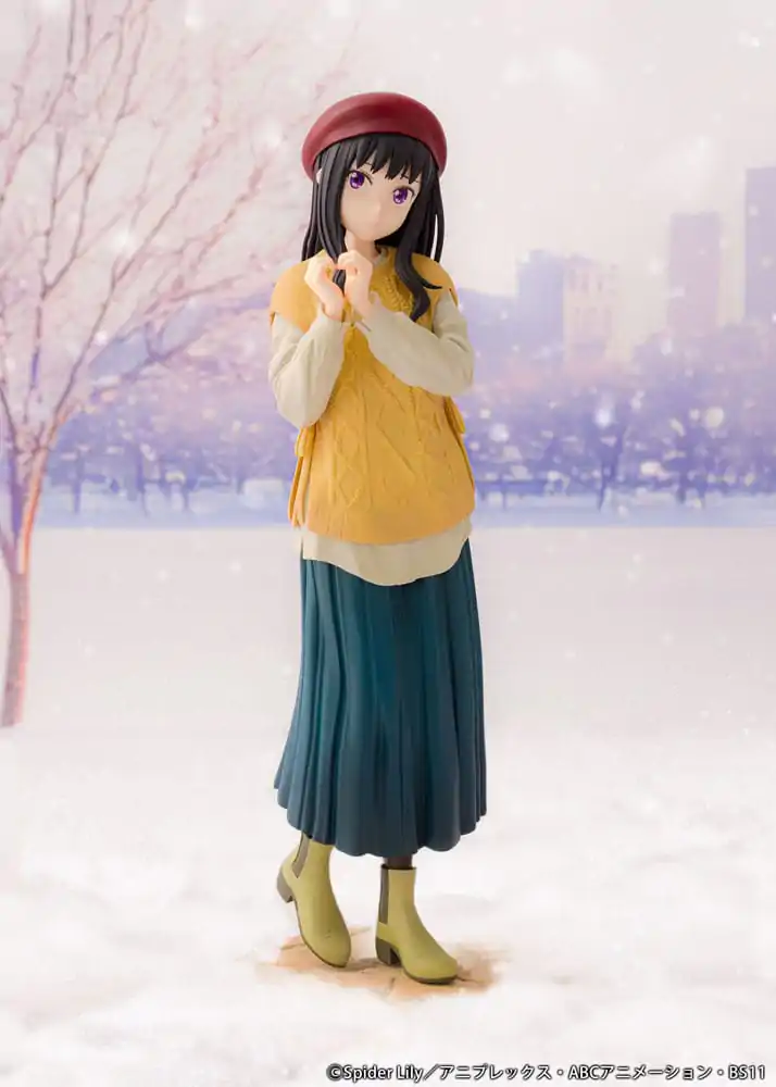 Lycoris Recoil Statuie PVC 1/7 Takina Inoue Winter Ver. 23 cm poza produsului