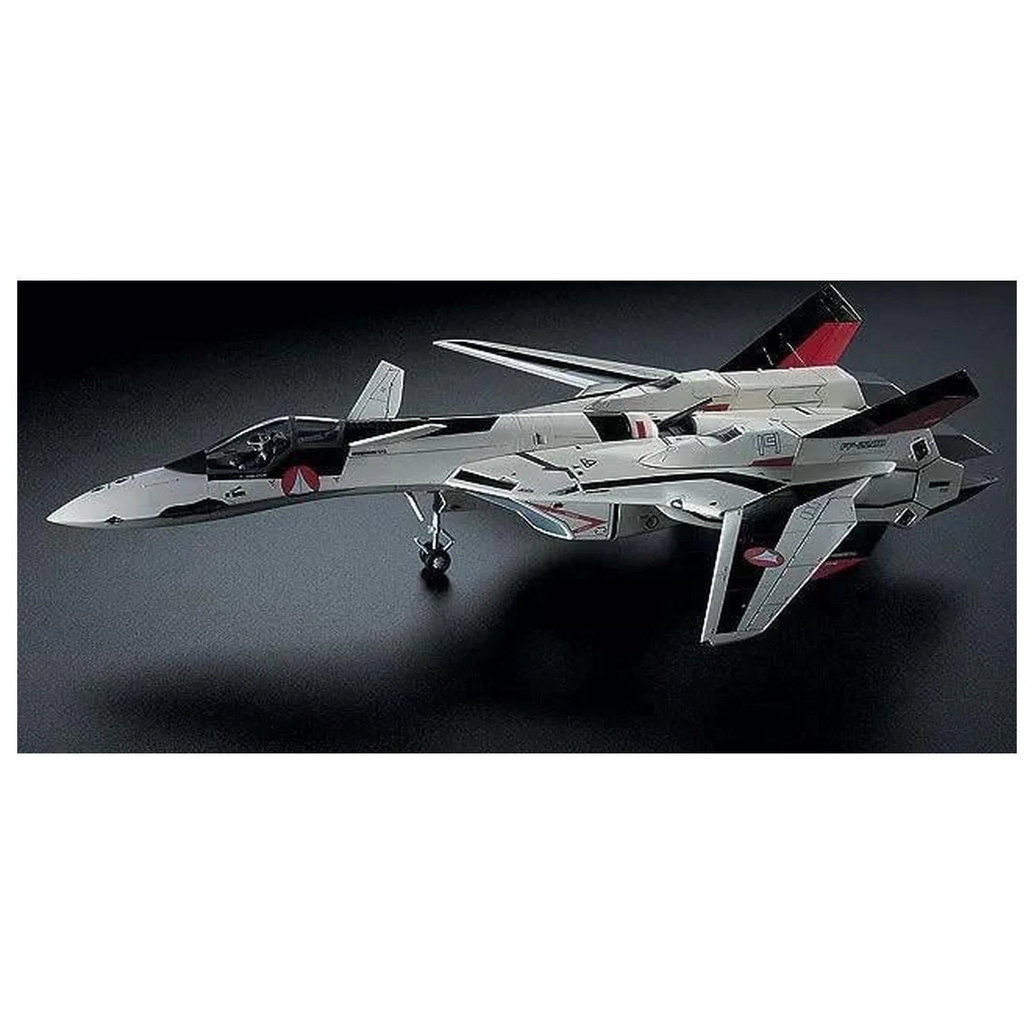 Kit model Macross Plus YF-19 1/72 poza produsului