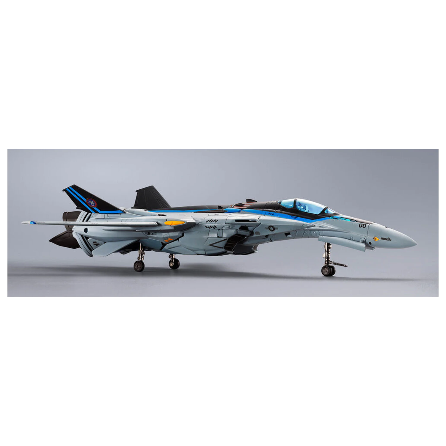 Macross VF-25 Messiah Valkyrie Top Gun Maverick Ver. figurina 25cm poza produsului