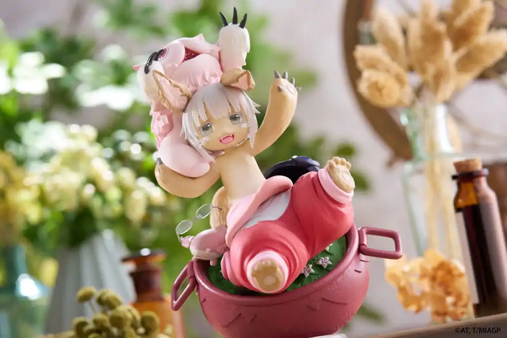 Made in Abyss: The Golden City of the Scorching Sun AMP+ PVC Statuie Nanachi My Treasure Reissue 16 cm poza produsului