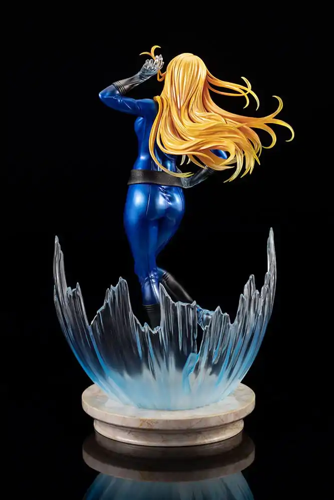 Marvel Bishoujo Statuie PVC 1/7 Invisible Woman Ultimate 31 cm poza produsului