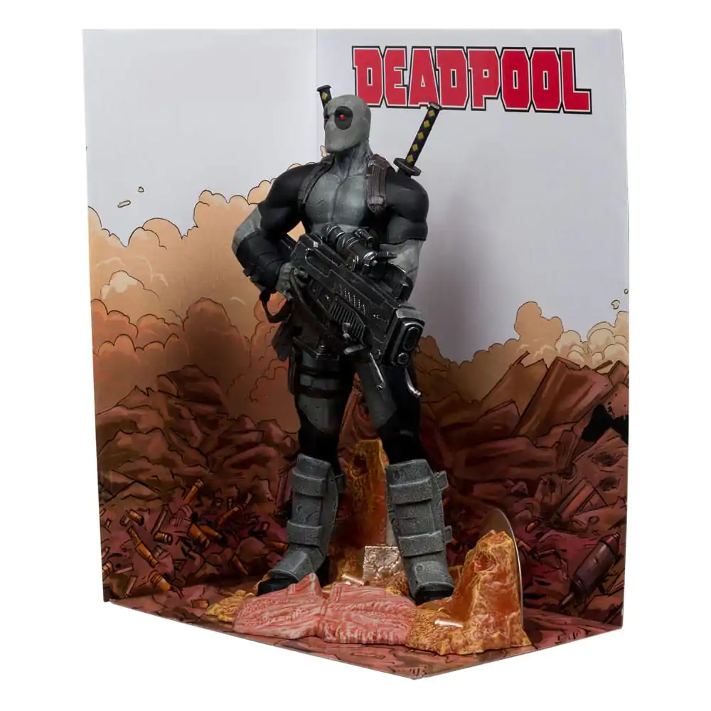 Marvel Collection Statuie PVC 1/6 Deadpool (Deadpool #1)(Grey Suit Chase) 27 cm poza produsului