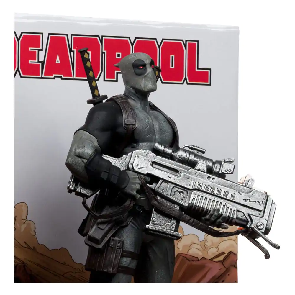 Marvel Collection Statuie PVC 1/6 Deadpool (Deadpool #1)(Grey Suit Chase) 27 cm poza produsului