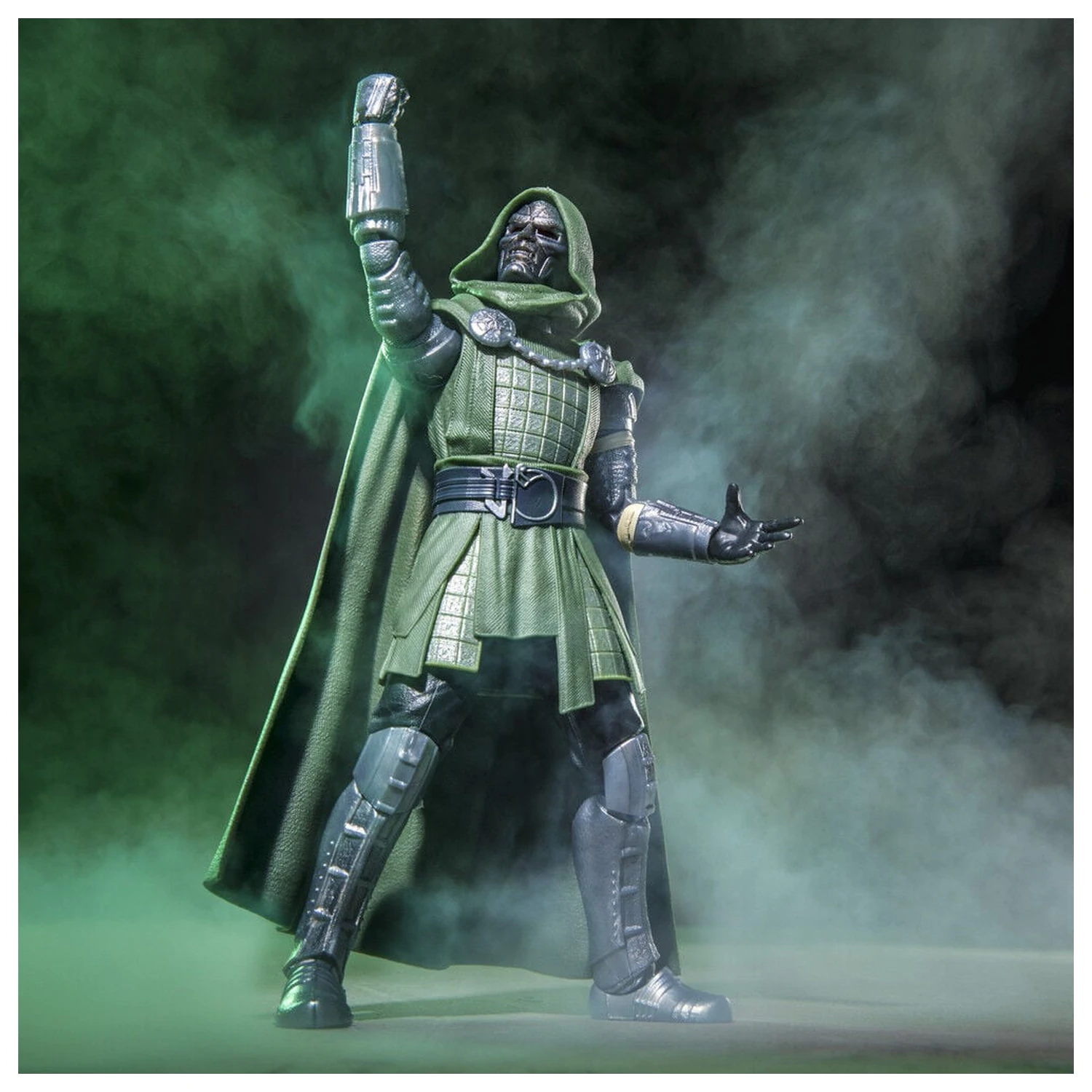 Marvel Legends Series Avengers Doomsday Doctor Doom figurina 15cm poza produsului
