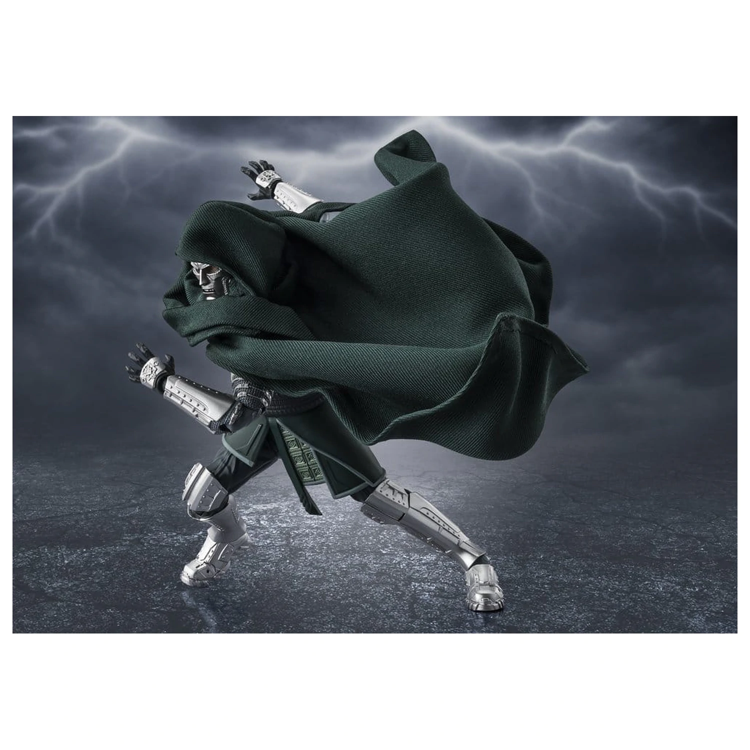 Marvel S.H.Figuarts Figurina de actiune Doctor Doom (Avengers: Doomsday) 16 cm poza produsului