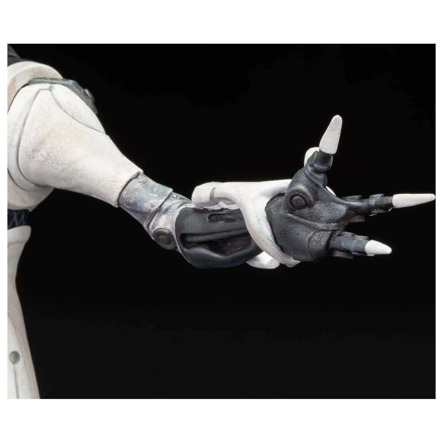 Mass Effect PVC Figurina Mordin Solus 23 cm poza produsului