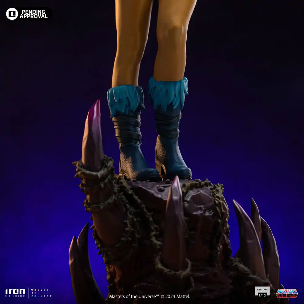 Masters of the Universe Statueta Art Scale 1/10 Evil-Lyn Color Variant 28 cm poza produsului