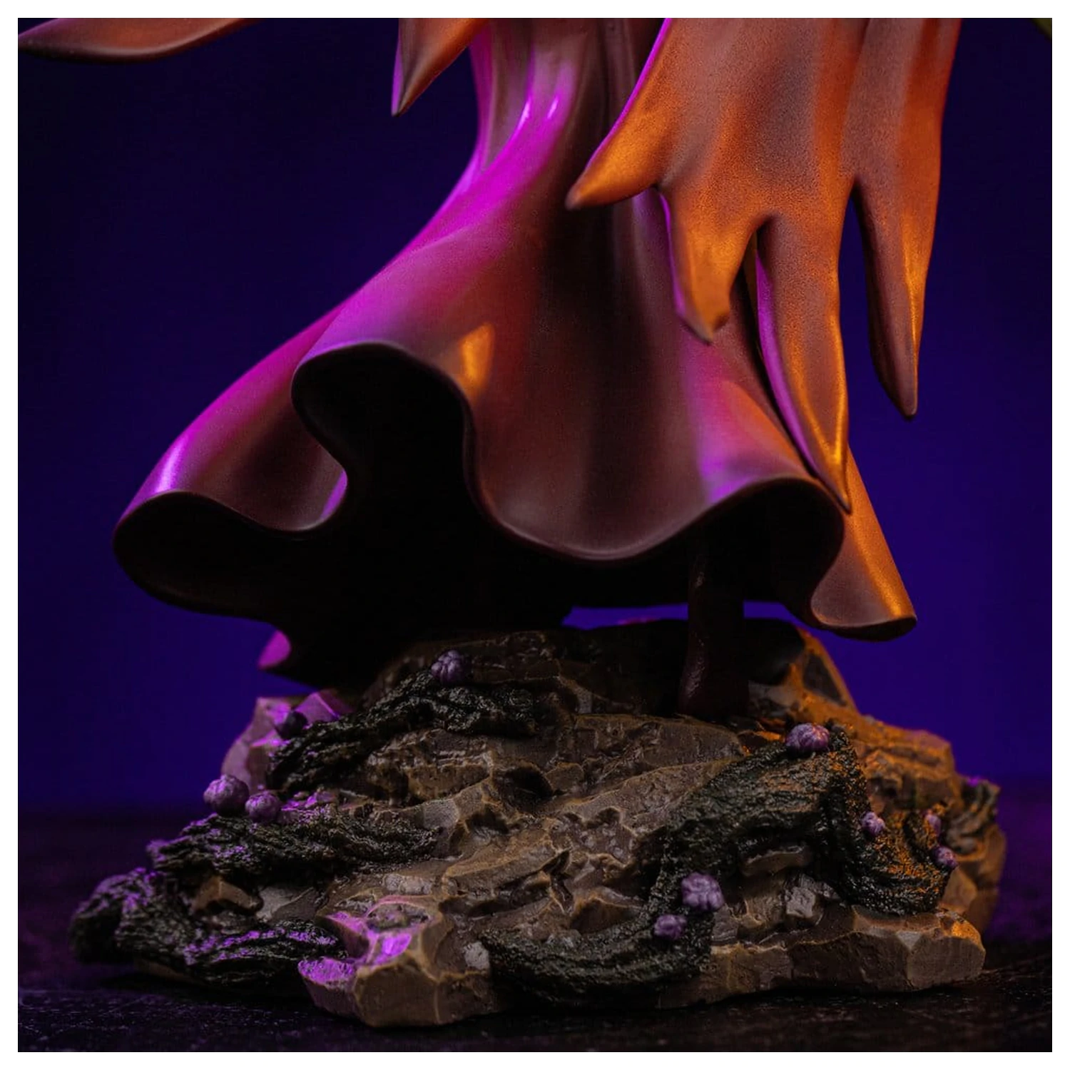 Masters of the Universe Art Scale Statuie 1/10 Shadow Weaver 23 cm poza produsului