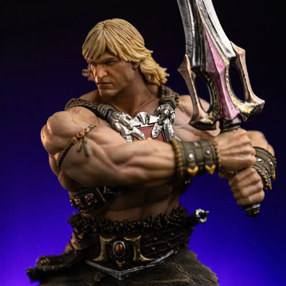 Statuie artistică de lux Masters of the Universe, scară 1/10 He-Man Unleashed 34 cm poza produsului