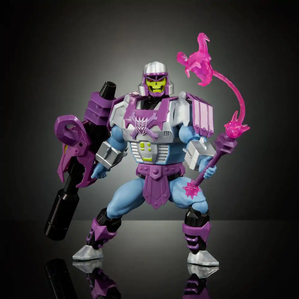 Masters of the Universe x Transformers figurina de actiune Megatron Armor Skeletor heo European Exclusive 14 cm poza produsului