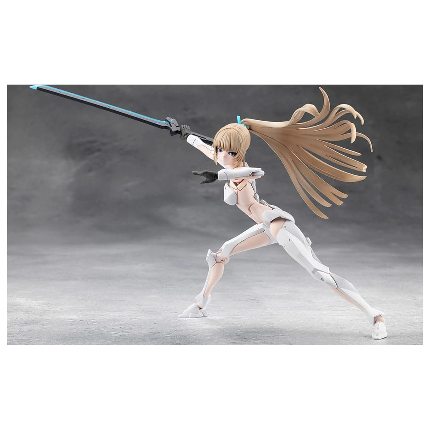 Megalomaria Unlimited Universe Emulator Kit Model din Plastic 16 cm poza produsului