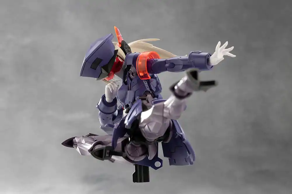Megalomaria Unlimited Universe Model Kit Valiant 16 cm poza produsului