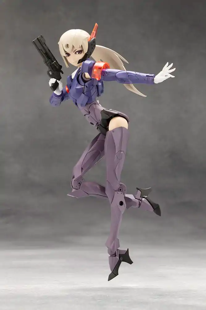 Megalomaria Unlimited Universe Model Kit Valiant 16 cm poza produsului