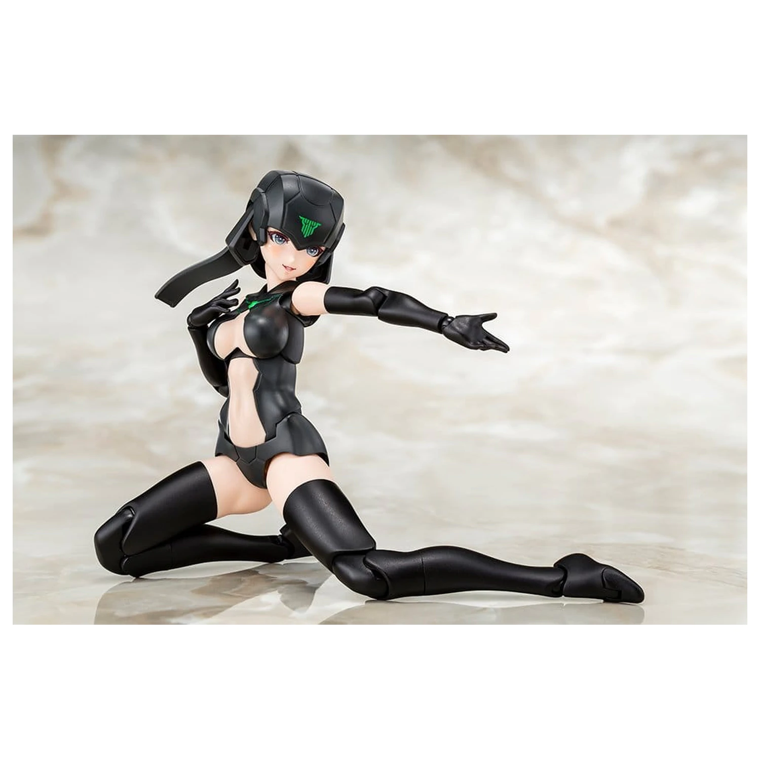 Megami Device Plastic Model Kit 1/1 B1R-L Chassis Kit Skin Color B 16 cm poza produsului