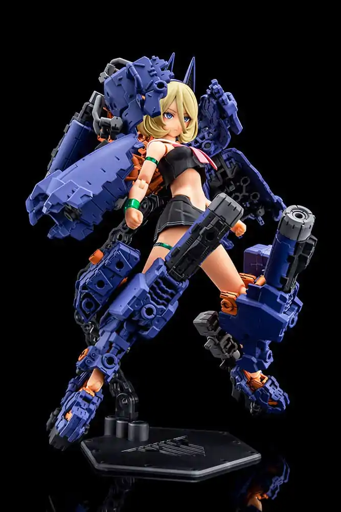 Kit Model Plastic Megami Device 1/1 Buster Doll Tank Midnight Fang 17 cm poza produsului