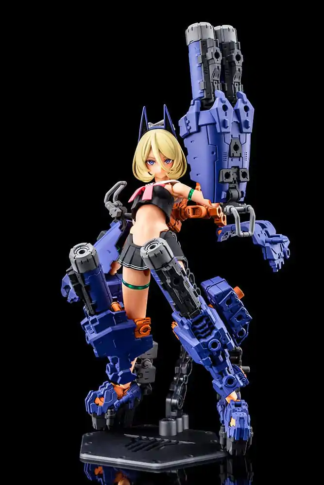 Kit Model Plastic Megami Device 1/1 Buster Doll Tank Midnight Fang 17 cm poza produsului