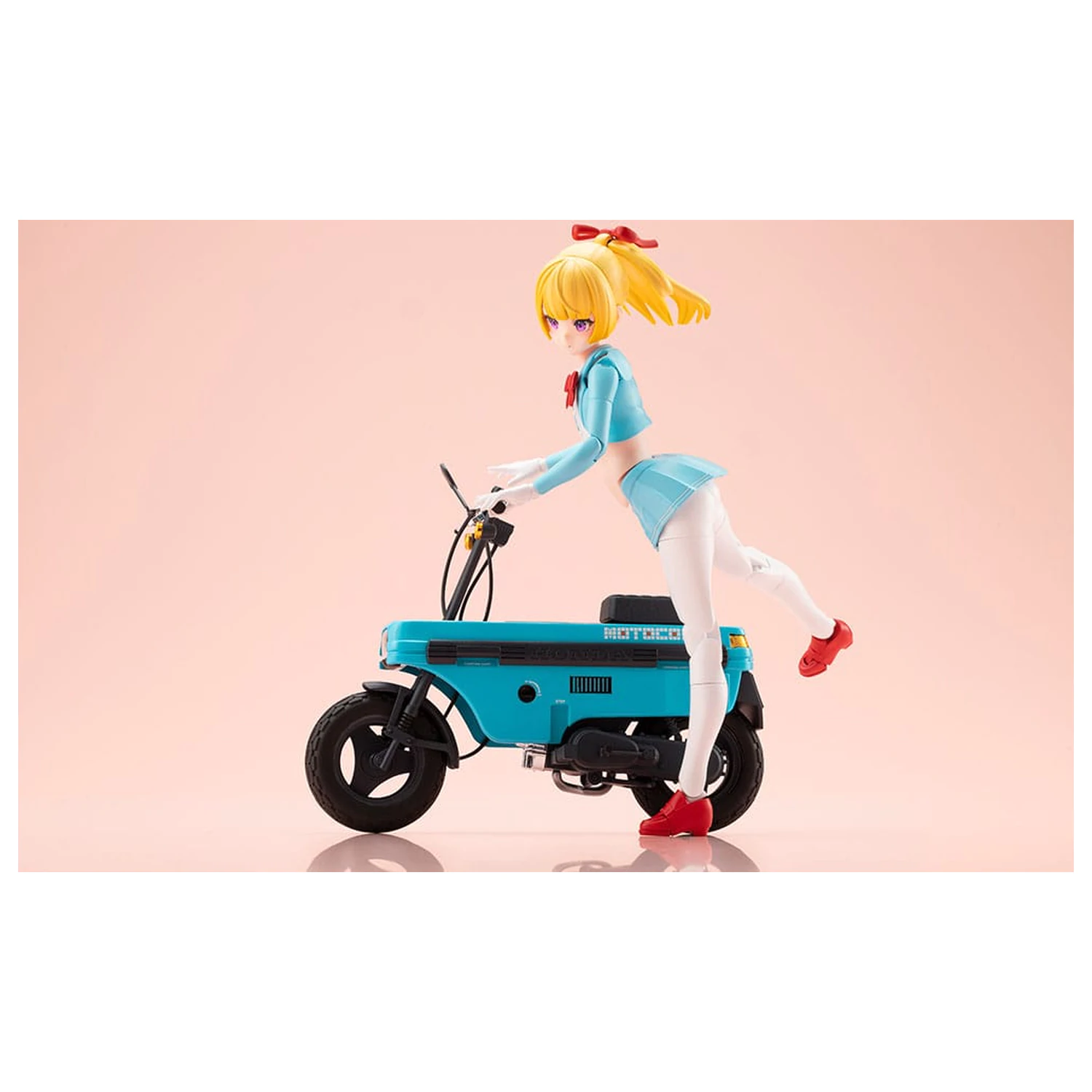 Megami Device Buster Doll Series Kit Model din Plastic 1/1 Knight Alice cu Honda AB12 Motocompo 15 cm poza produsului