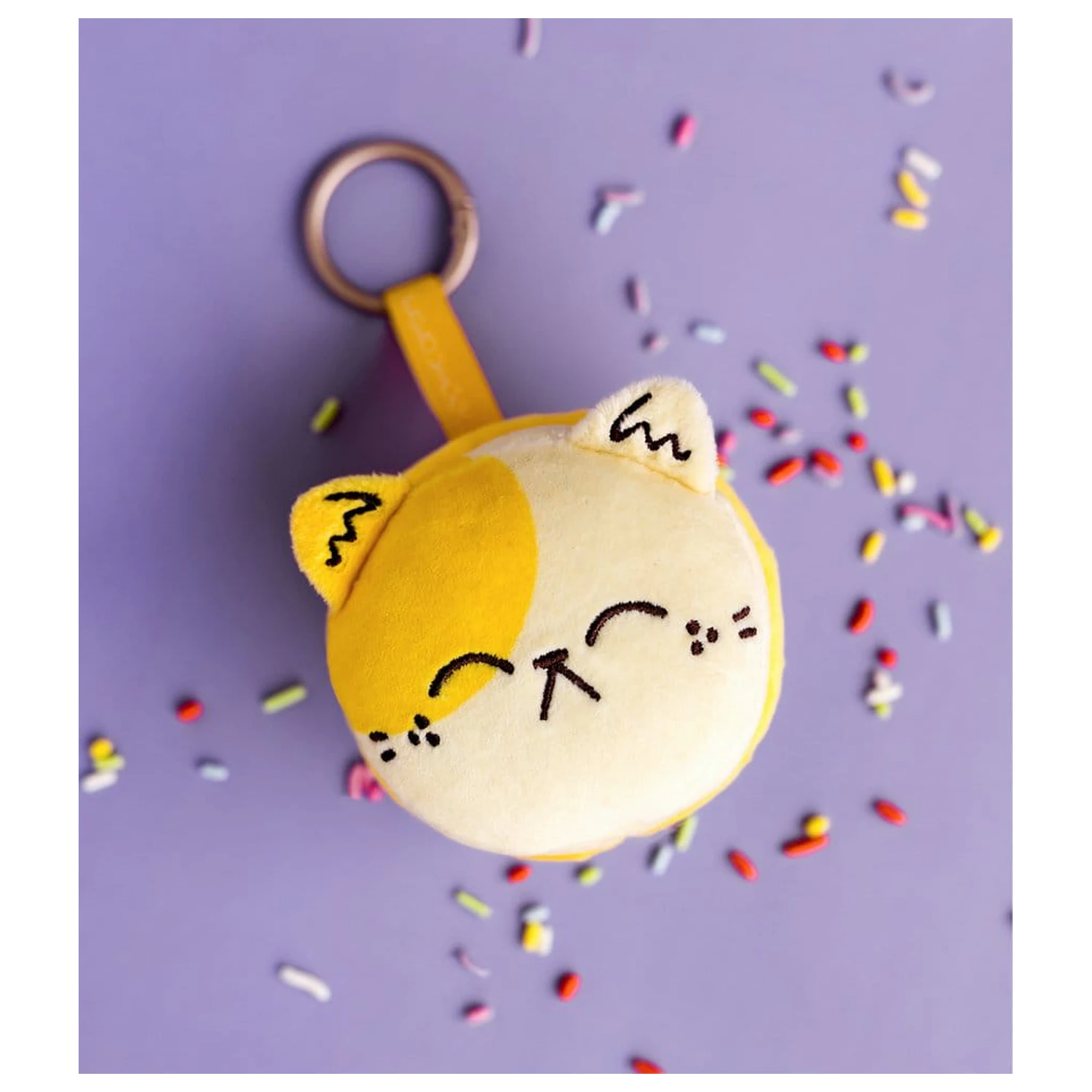 Meowcaron Plush Bag Charm Smile 7 cm poza produsului