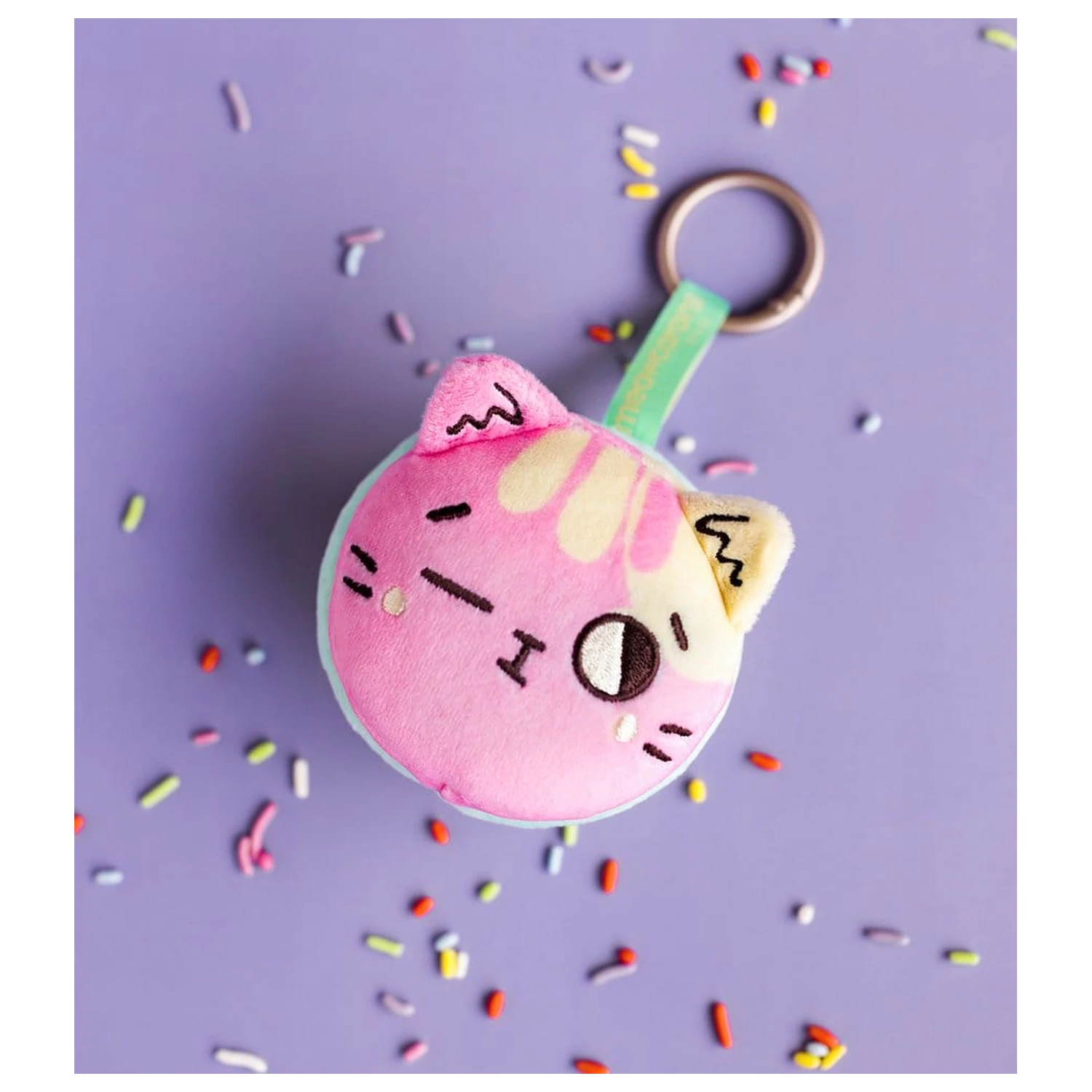 Meowcaron Plush Geanta Charm Wink 7 cm poza produsului