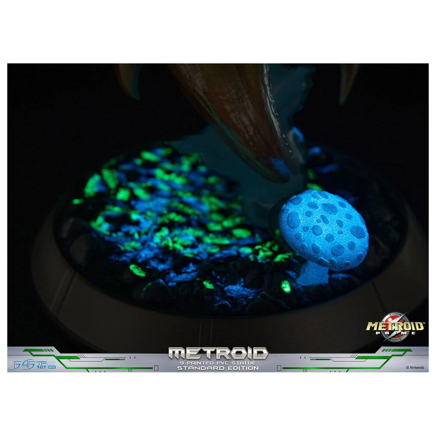 Metroid Prime figurina PVC Metroid (Standard) (Glow in the Dark) 21 cm poza produsului