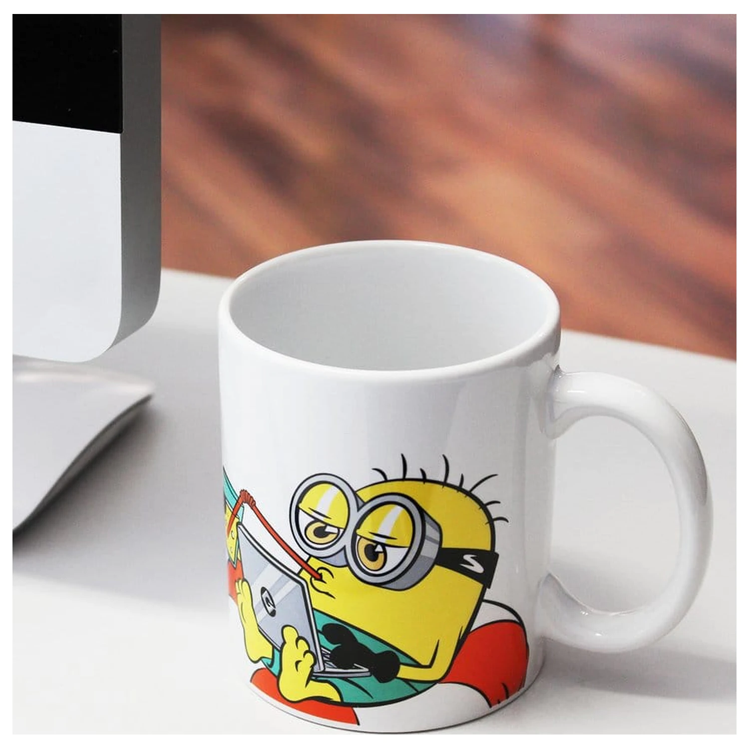 Minions Mug Working 320 ml poza produsului
