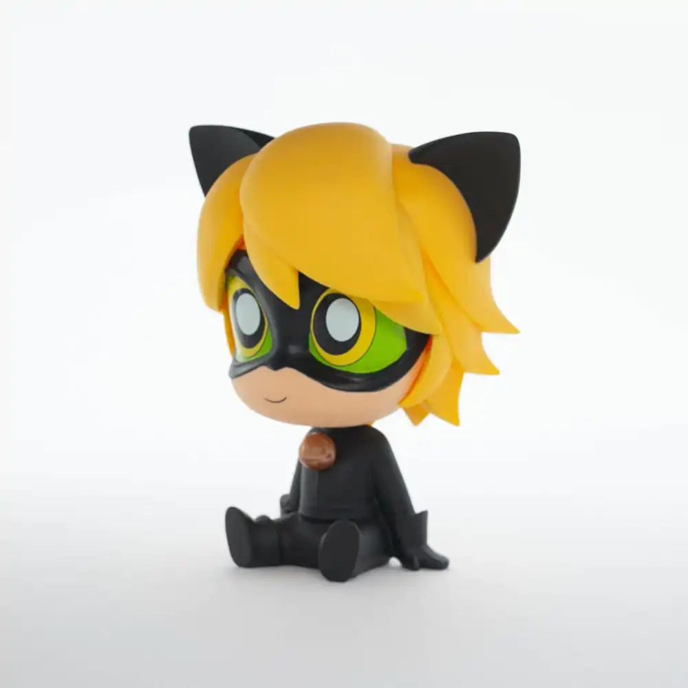 Statuetă Miraculous Cat Noir Chibi 17 cm poza produsului