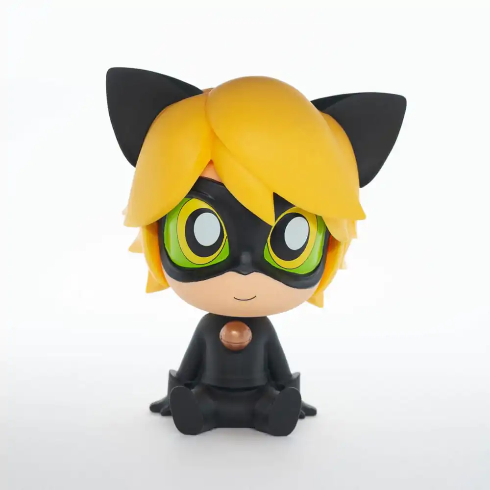 Statuetă Miraculous Cat Noir Chibi 17 cm poza produsului