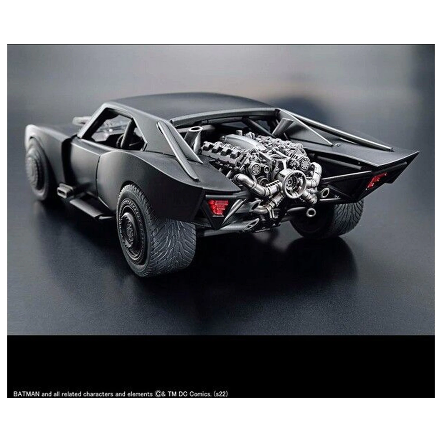 Mobile Suit DC Comics Batman Batmobile trusa de model 1/35 poza produsului