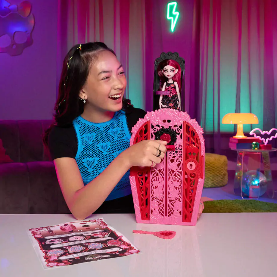 Monster High Skulltimate Secrets Midnight Garden păpușă Draculaura poza produsului