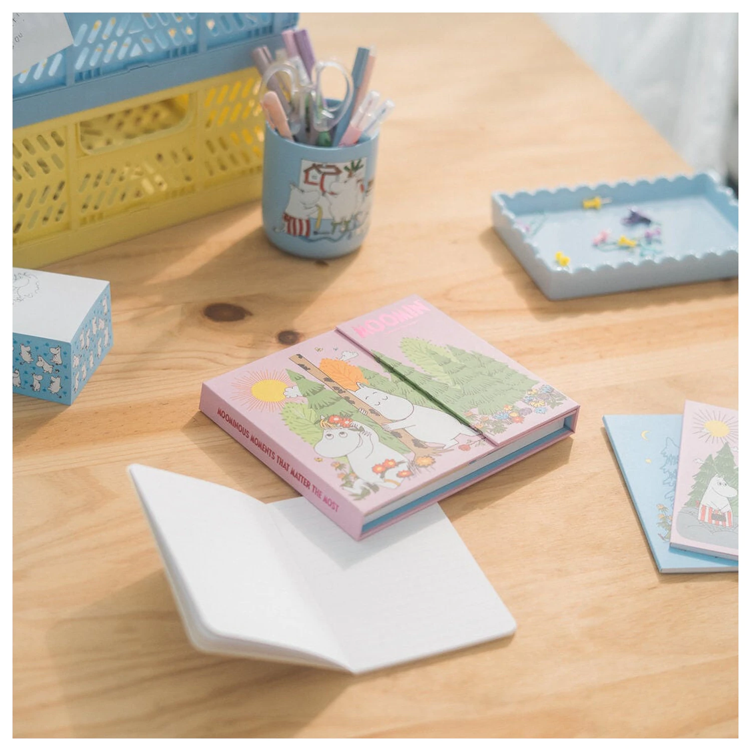 Moomin planner saptamanal cu notite autoadezive poza produsului