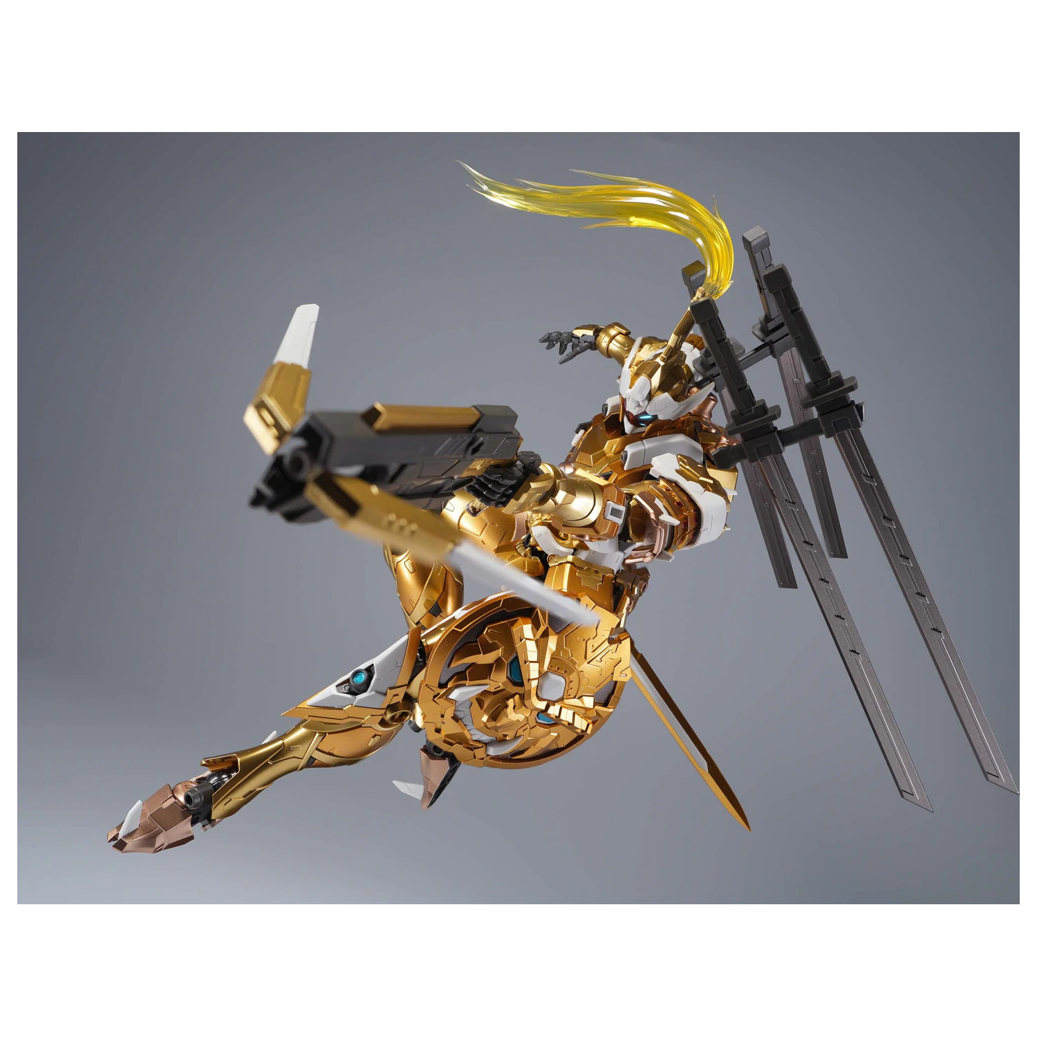 Motor Nuclear MNP-XH08A Type Wei-Yuan Royal Guard Model Kit 19cm poza produsului