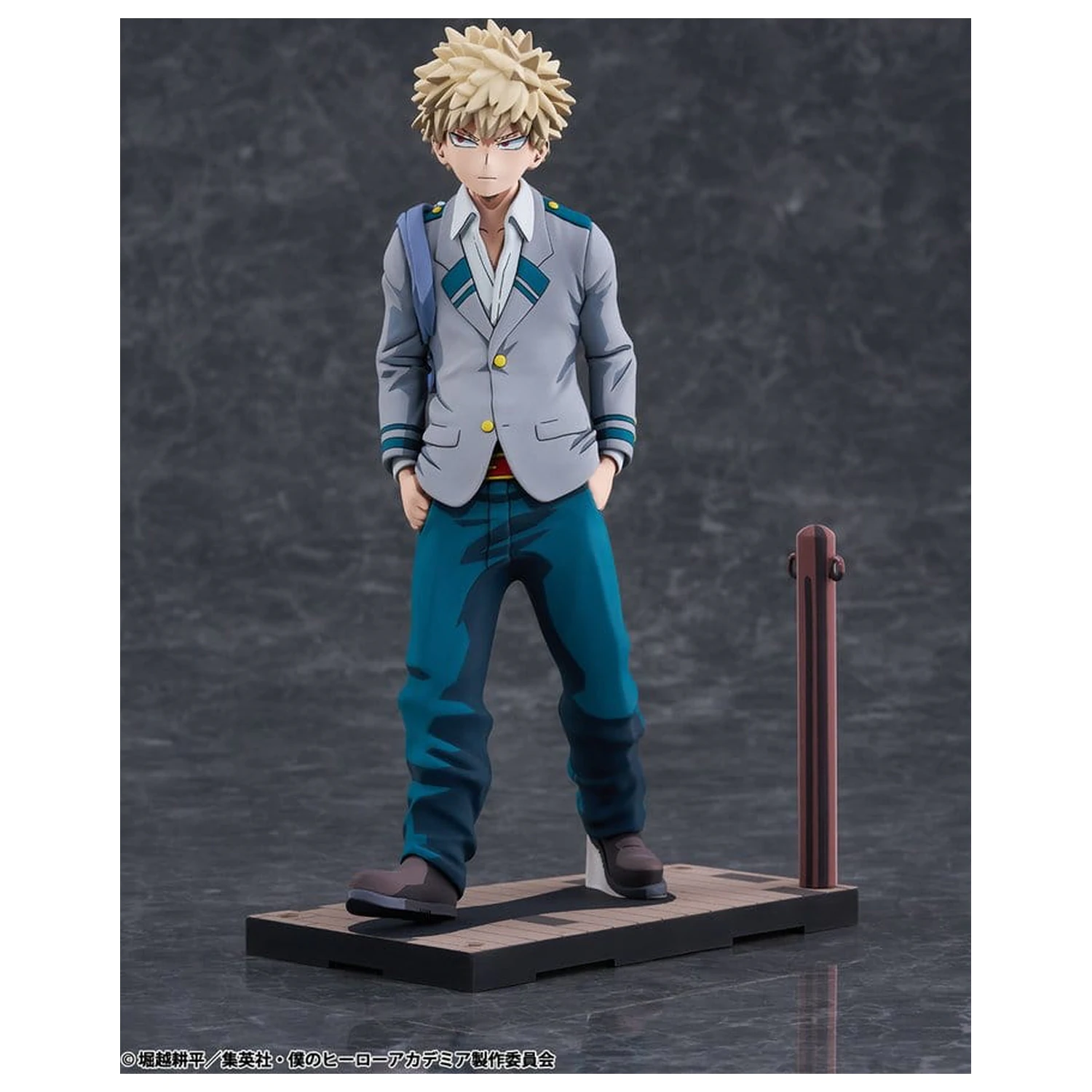 My Hero Academia PVC Figurina 1/8 Katsuki Bakugo Uniforma Liceului U.A. versiune 2Dimensioning 23 cm poza produsului