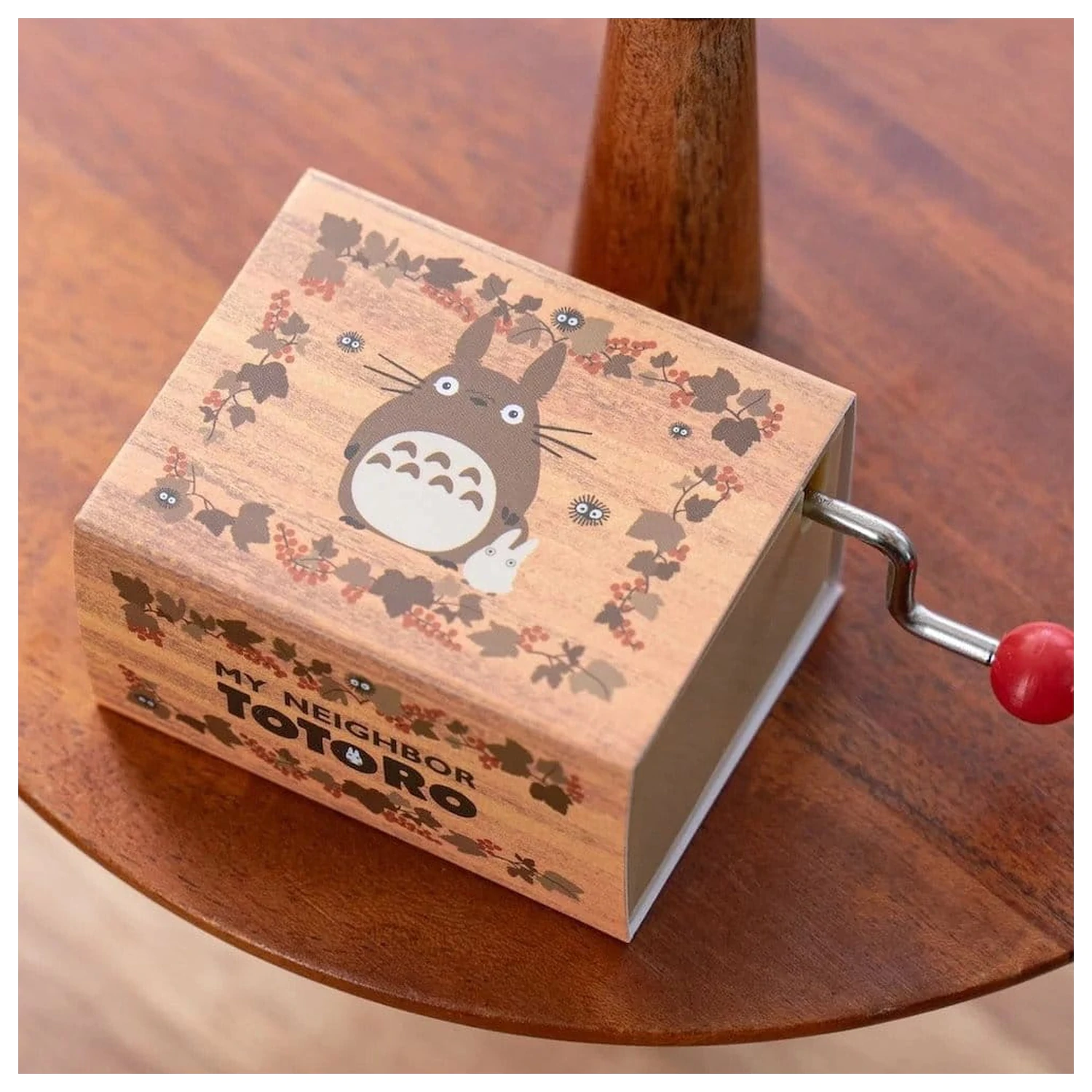 My Neighbor Totoro Cutie muzicala cu manivela Autumn Leaf poza produsului