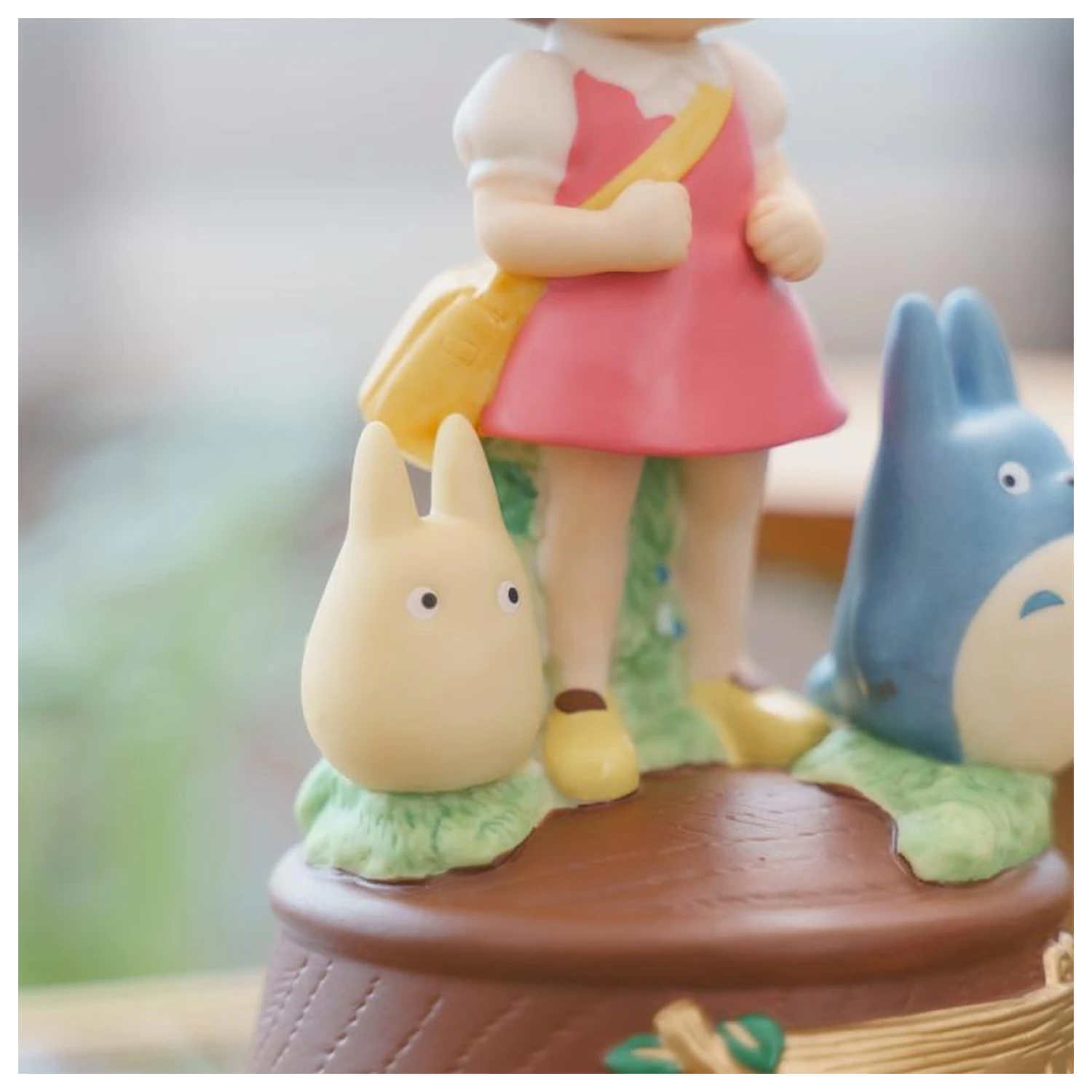 My Neighbor Totoro Mei si Totorii ei Cutie muzicala poza produsului
