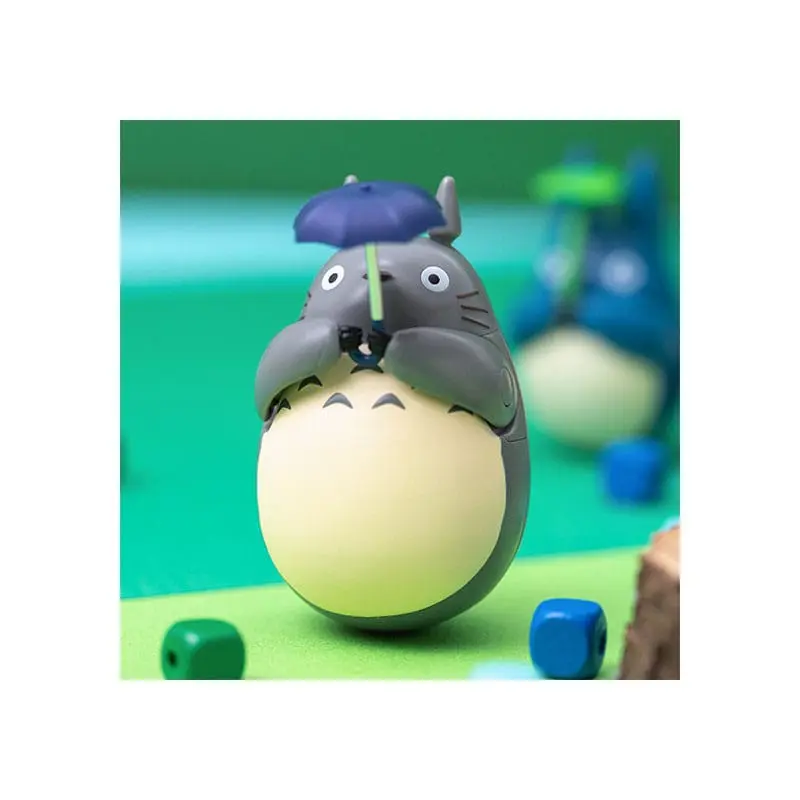 Figurină cu baza rotunjită Big Totoro cu frunză 7 cm poza produsului