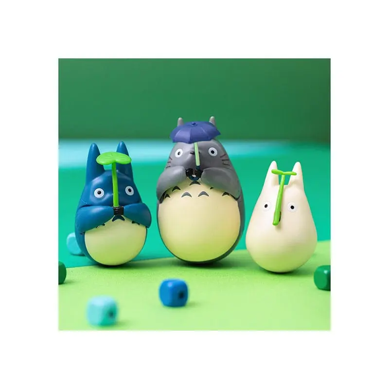 Figurină cu baza rotunjită Big Totoro cu frunză 7 cm poza produsului