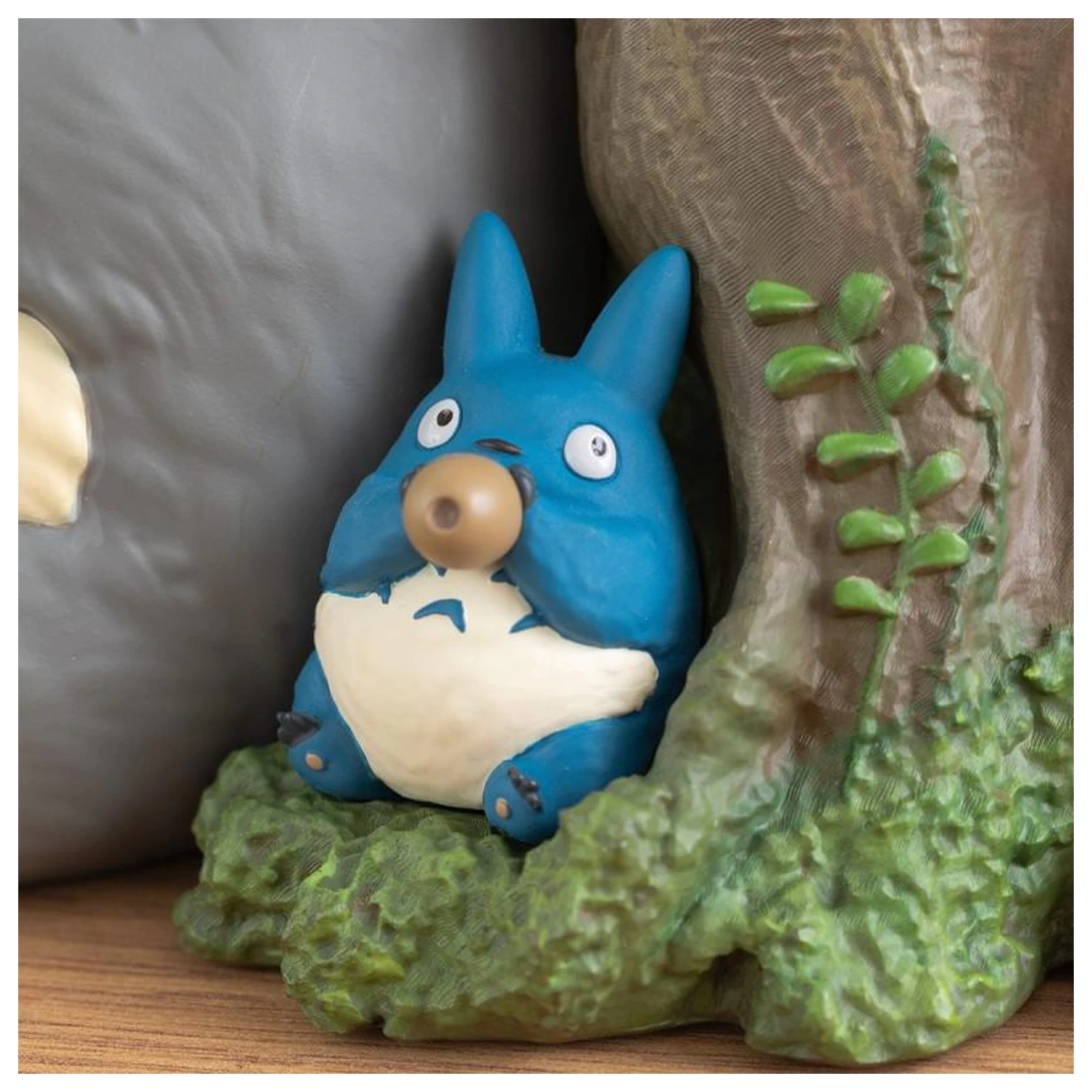 My Neighbor Totoro Totoro tree trunk Planter Diorama 17.5 cm poza produsului