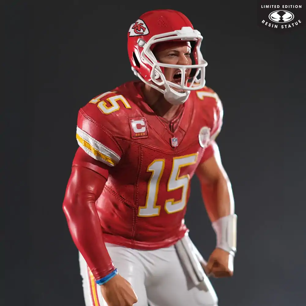 NFL Kansas City Chiefs Statuie 1/6 Patrick Mahomes 30 cm poza produsului