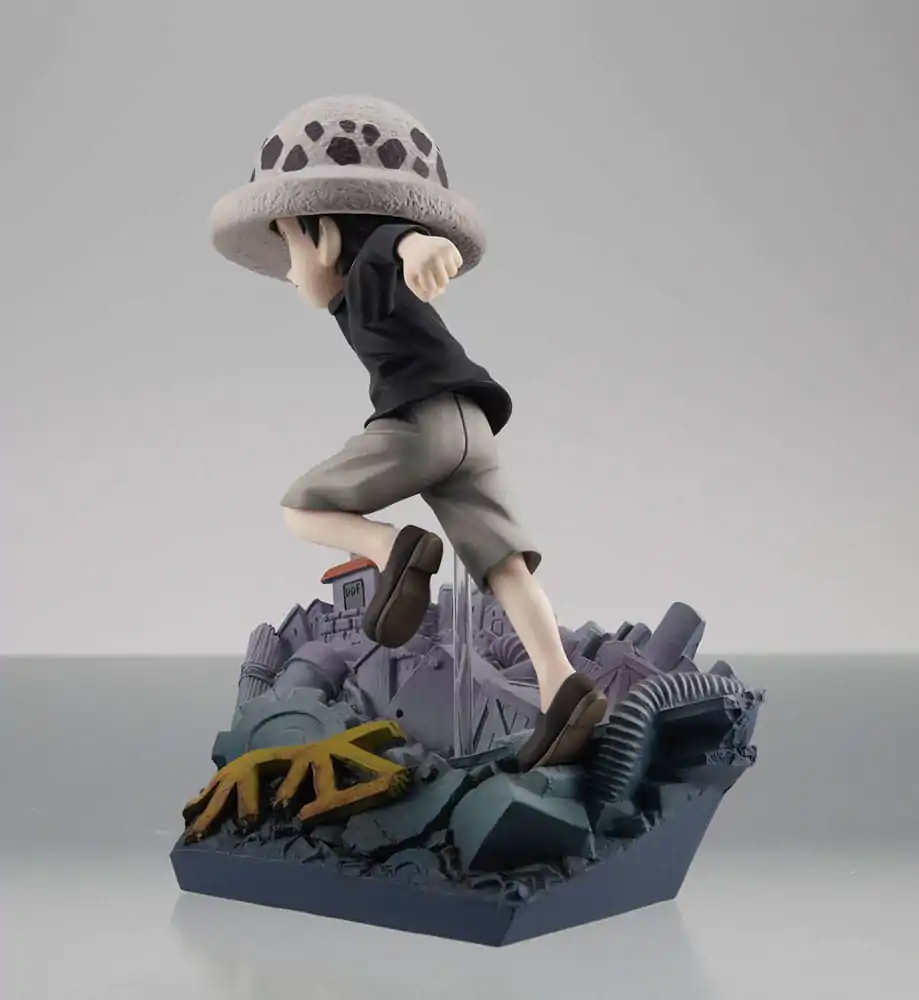 One Piece G.E.M. Series Statuie PVC Trafalgar Law Run! Run! Run! 13 cm poza produsului